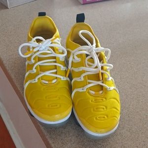 Nike air vapor max beautiful color